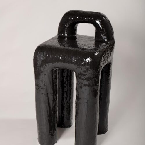 2,781 (black chair)