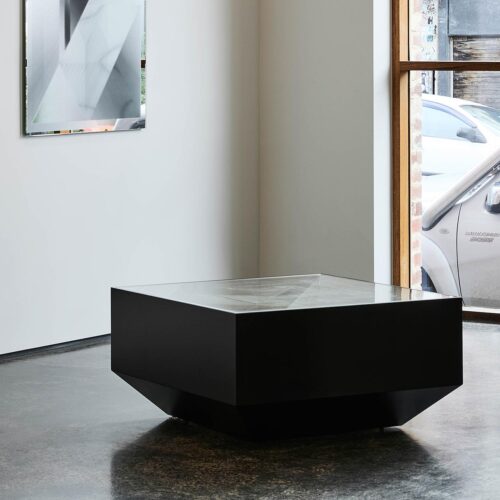 Trabea (coffee table)